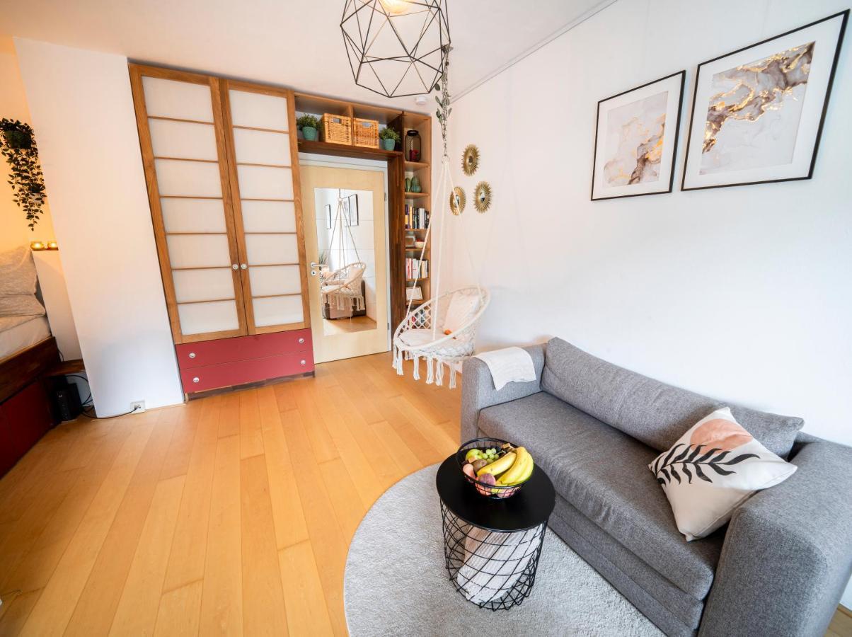Zentrale & Gemuetliche Wohnung Mit Sonnenbalkon เอสเซน ภายนอก รูปภาพ